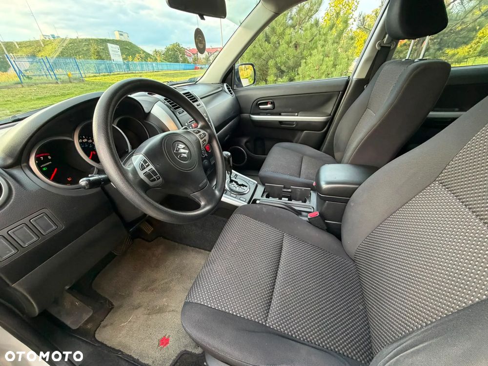 Suzuki Grand Vitara 2.7 V6 - 30