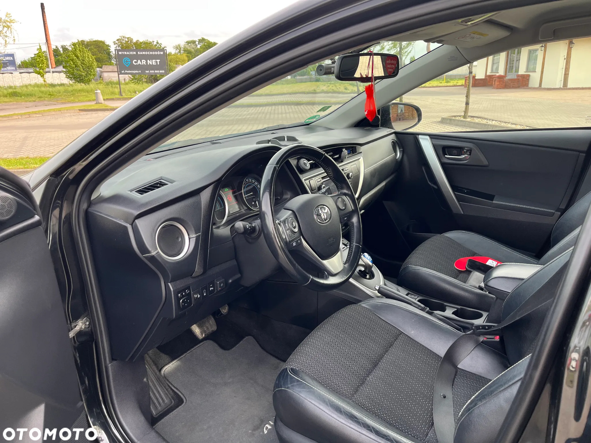 Toyota Auris 1.8 HSD Prestige NAVI - 21