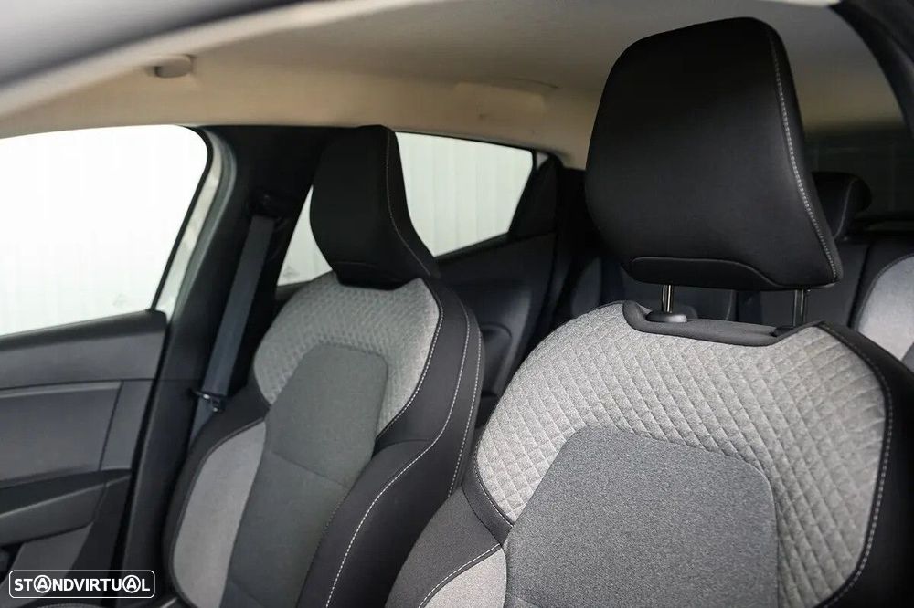 Renault Clio 1.0 TCe Evolution - 53