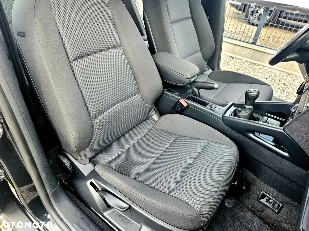 Audi A3 Sportback 1.6 TDI Ambiente - 25