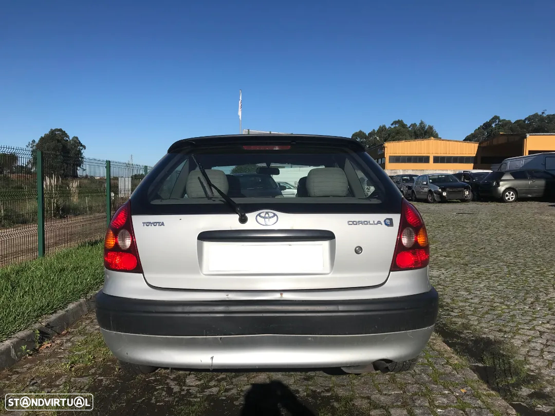Toyota Corolla E11 1.6 3P 1998 - Para Peças - 4