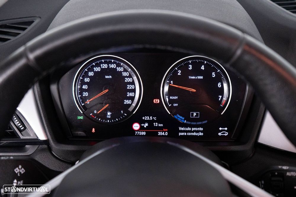 BMW X1 25 e xDrive Corporate Edition - 21