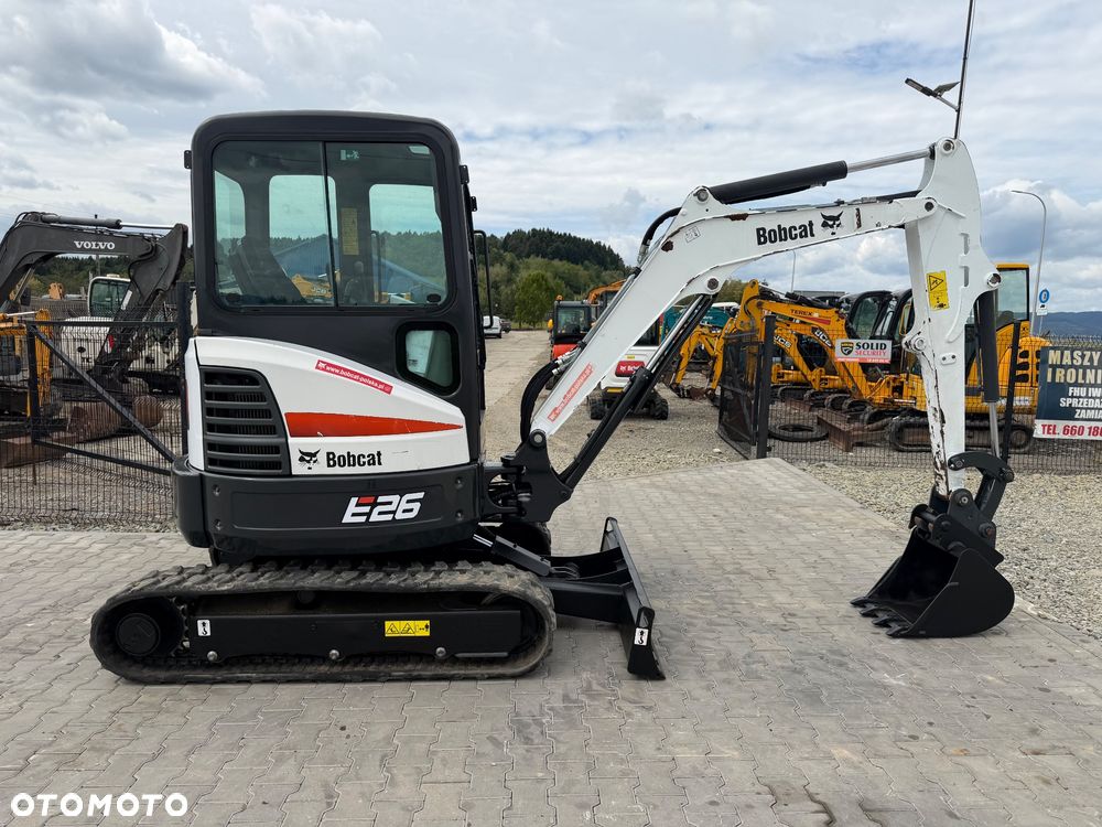 Bobcat E26 - 13