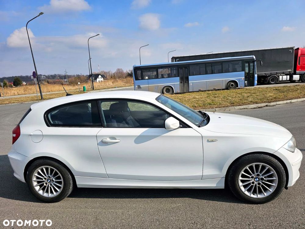 BMW Seria 1 116d DPF Edition Lifestyle - 28