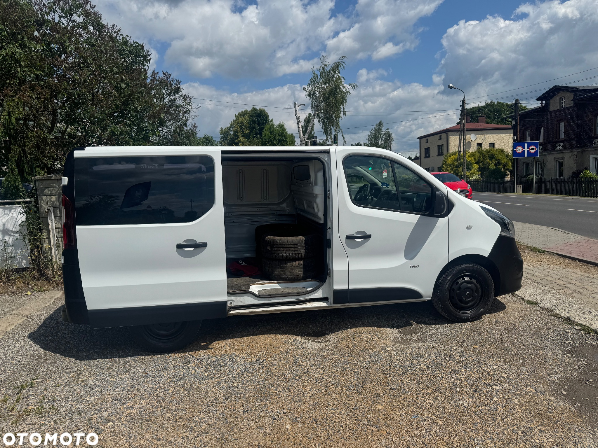 Opel Vivaro - 21