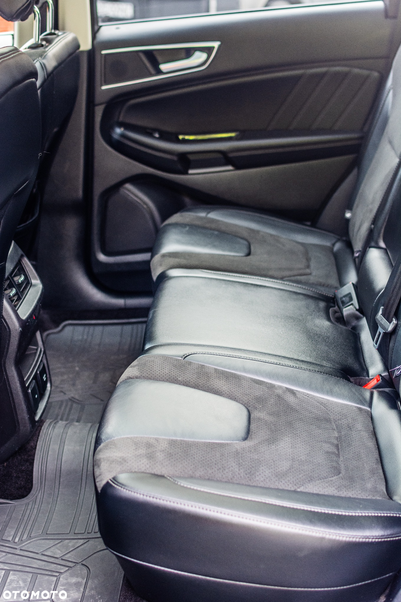 Ford Edge - 25