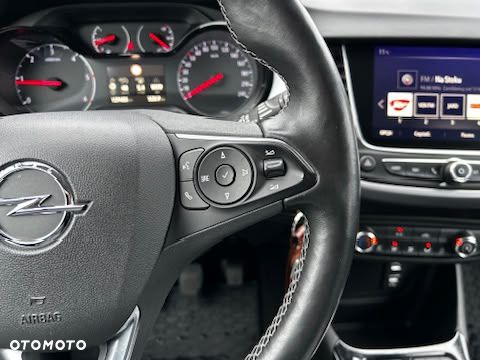 Opel Crossland X - 24