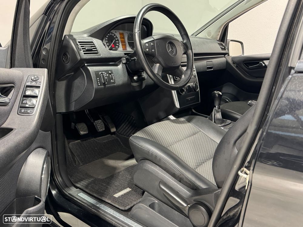 Mercedes-Benz B 180 CDI - 7