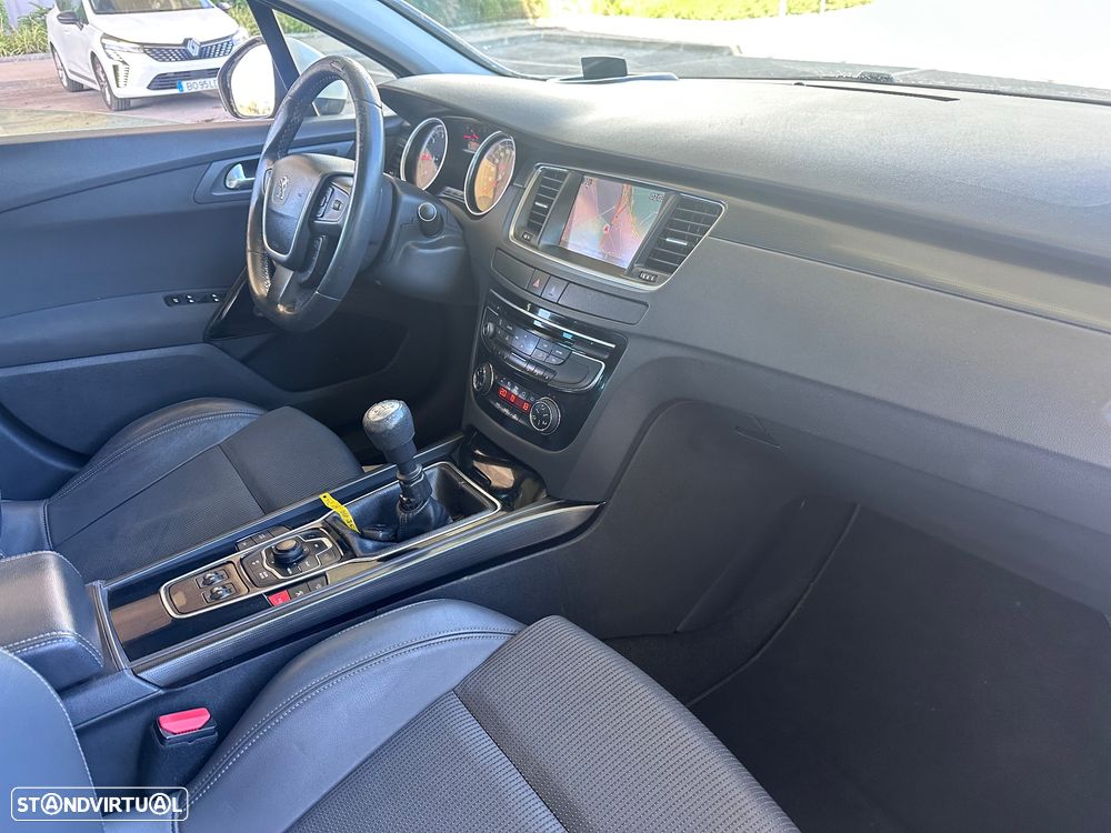 Peugeot 508 SW 2.0 HDi Allure - 23