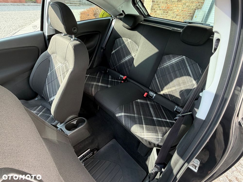 Opel Corsa 1.4 Innovation - 24