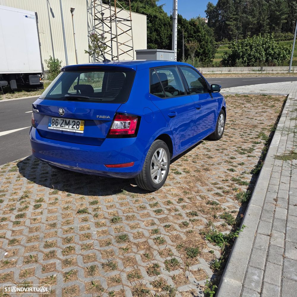 Skoda Fabia 1.0 Active - 6