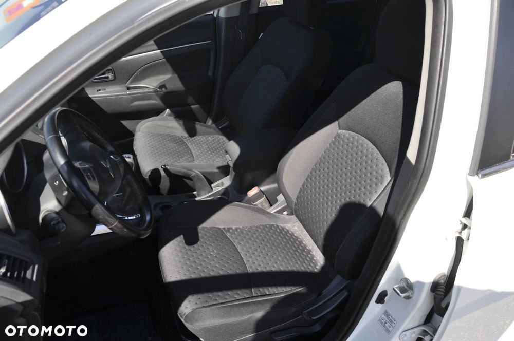 Mitsubishi ASX 1.8 DI-D 2WD Edition II - 12