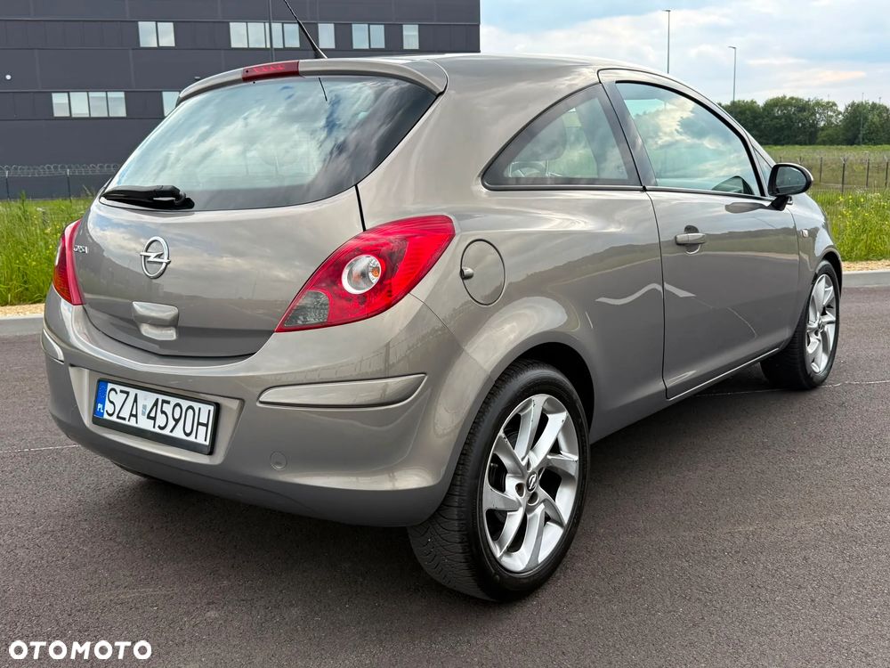 Opel Corsa 1.4 16V Enjoy - 14