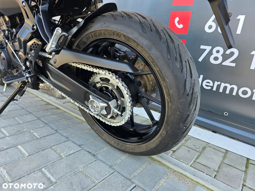 Yamaha MT - 7