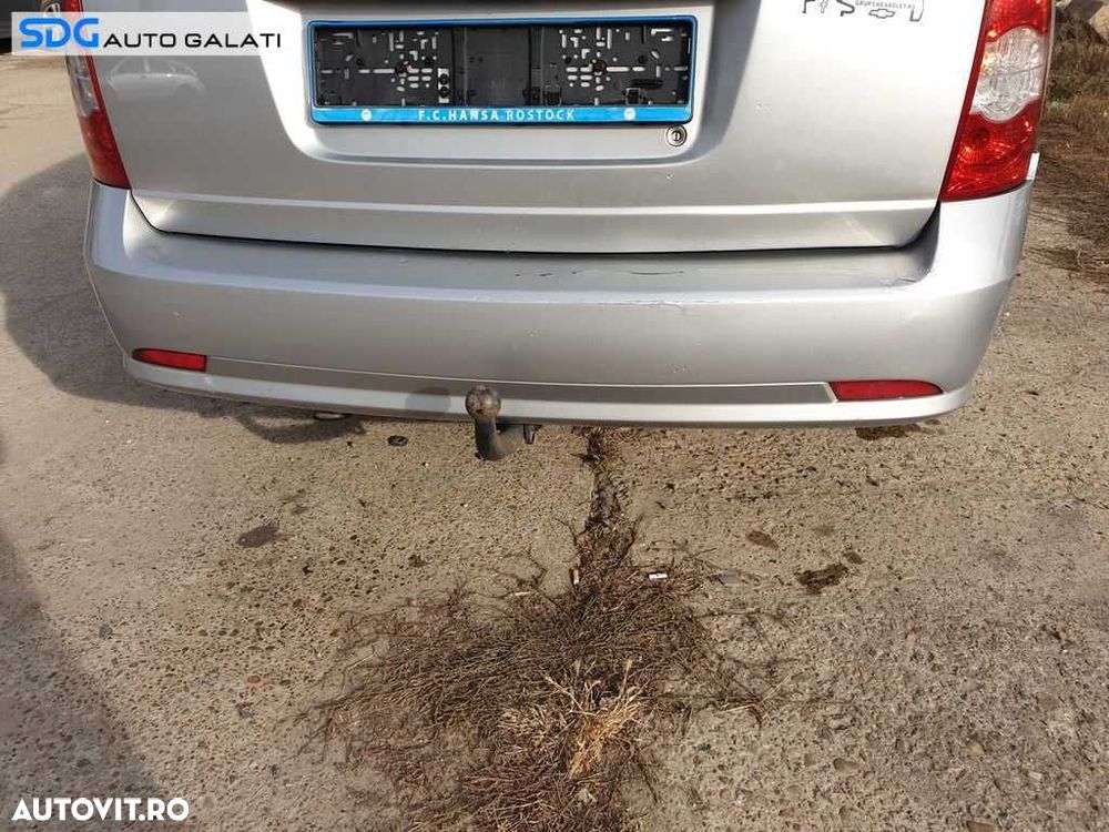 Bara Spoiler Spate cu DEFECT Chevrolet Lacetti Break Combi 2003 - 2011 Culoare 92U - 1