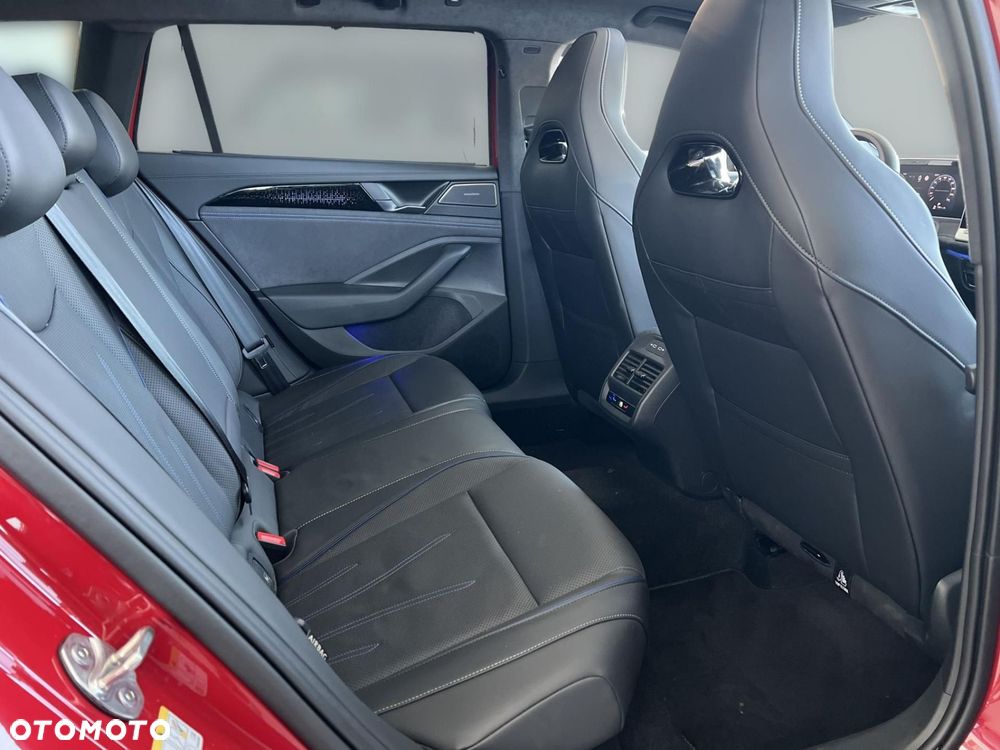 Volkswagen Passat ver-2-0-tsi-style-dsg - 30