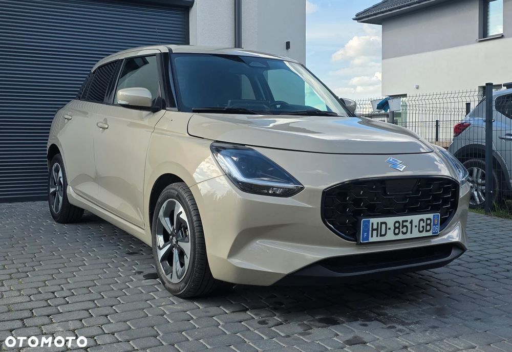 Suzuki Swift 1.2 Dualjet SHVS Premium CVT - 3