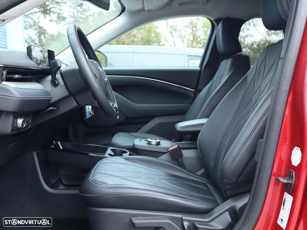 Ford Mustang Mach-E 75.7 kWh Base - 25