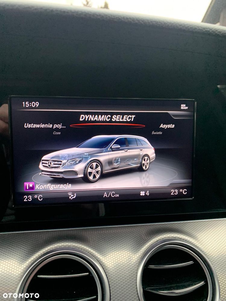 Mercedes-Benz Klasa E 200 d 9G-TRONIC - 24