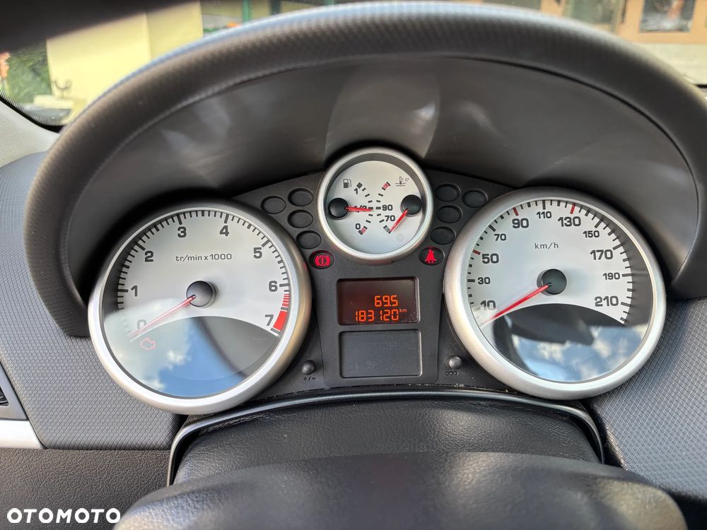 Peugeot 207 95 VTi Premium - 14