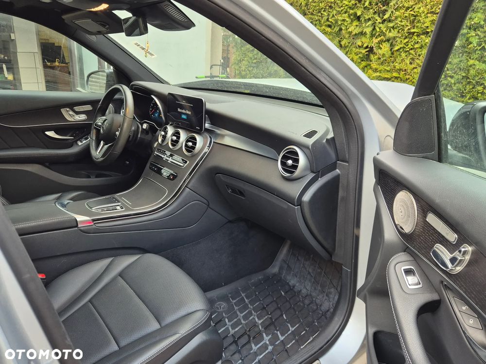 Mercedes-Benz GLC - 8