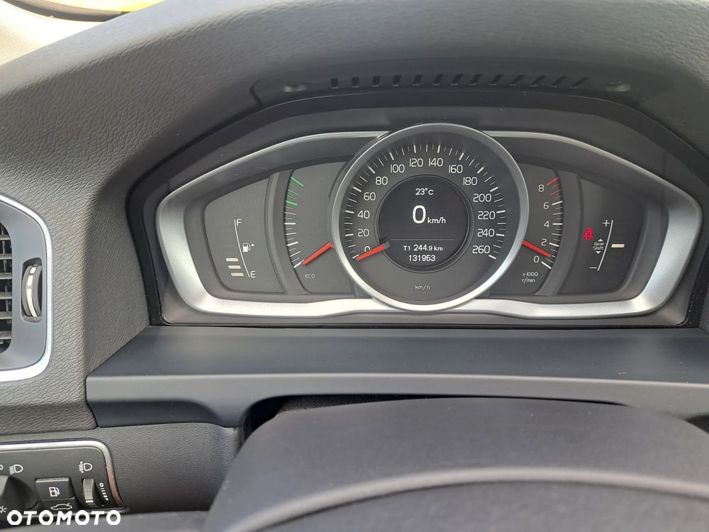 Volvo V60 T3 - 6