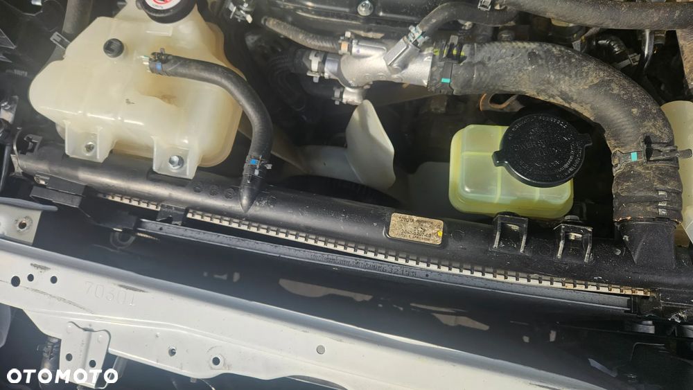 Toyota Hilux 2.8 D-4D Double Cab SR5 4x4 - 15