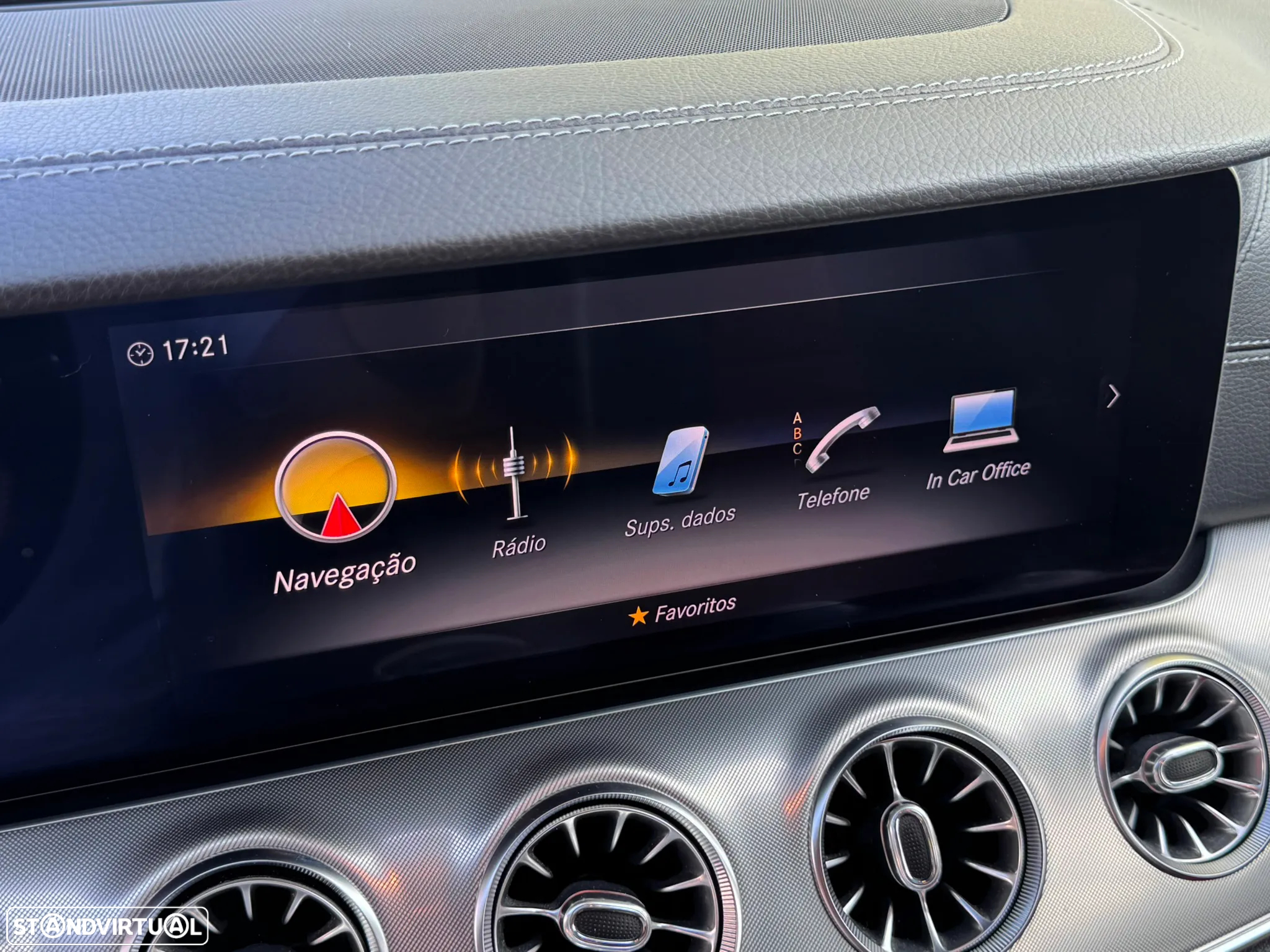 Mercedes-Benz E 450 4-Matic AMG Line - 32