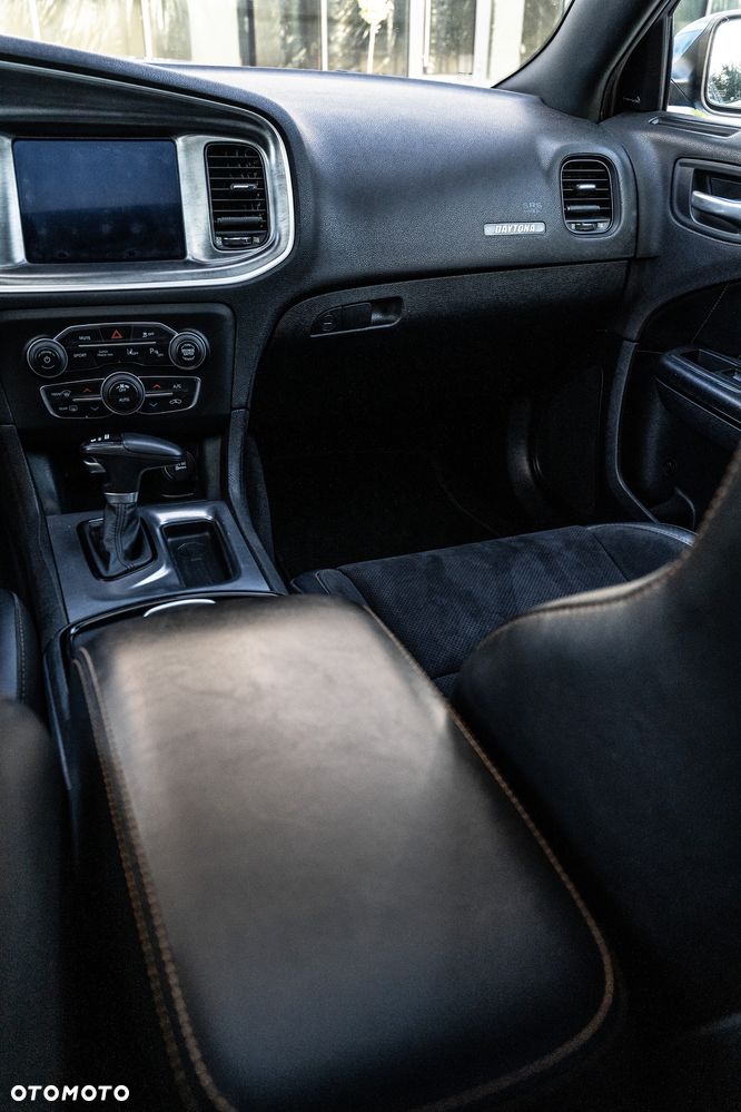 Dodge Charger Automatik R/T Scat Pack - 22