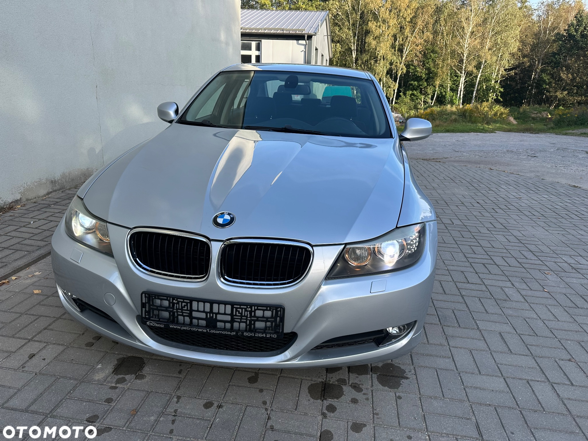 BMW Seria 3 318i - 12