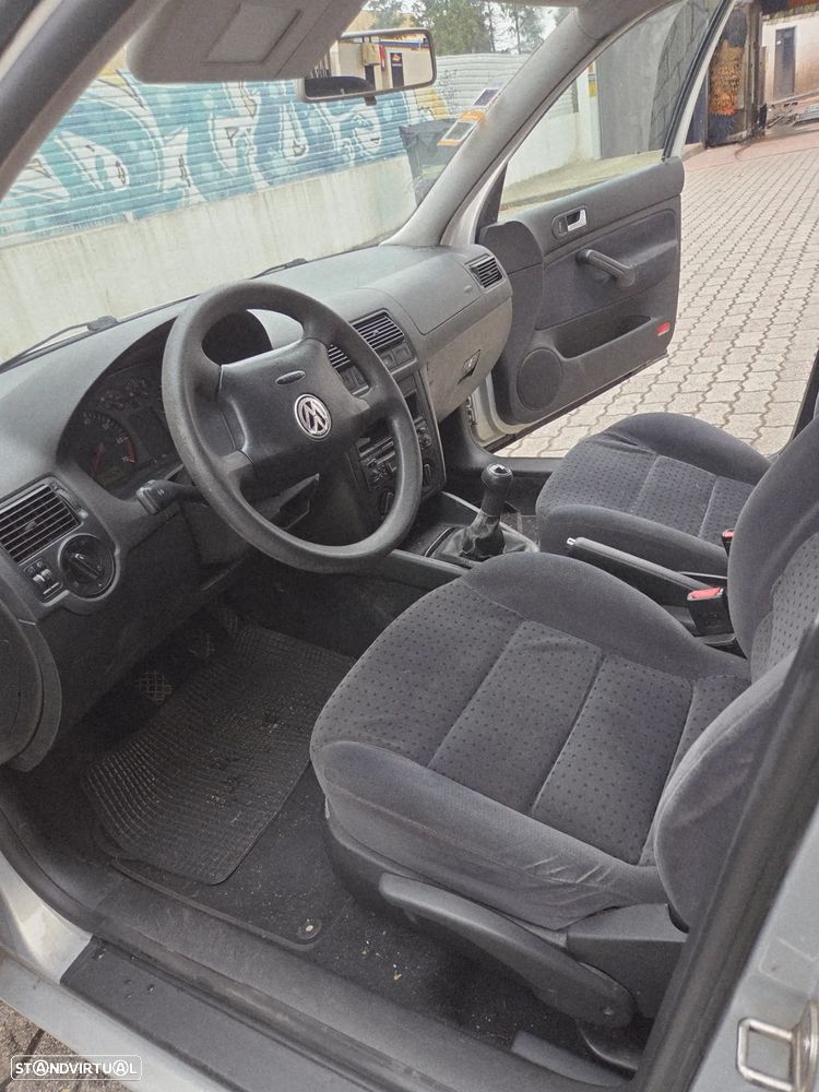 VW Golf 1.4i Confortline - 7