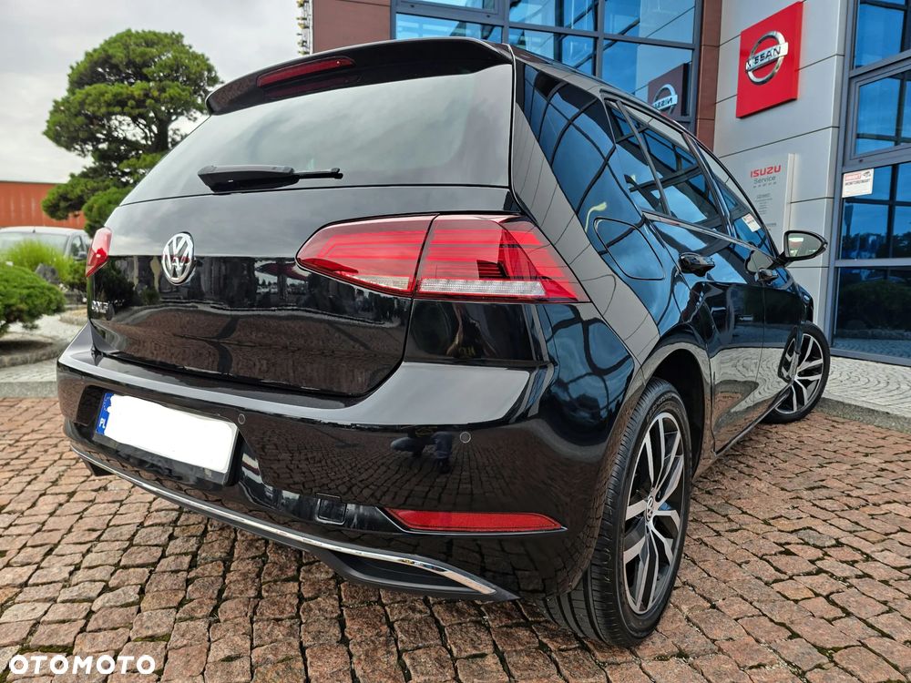 Volkswagen Golf 2.0 TDI SCR Highline - 8