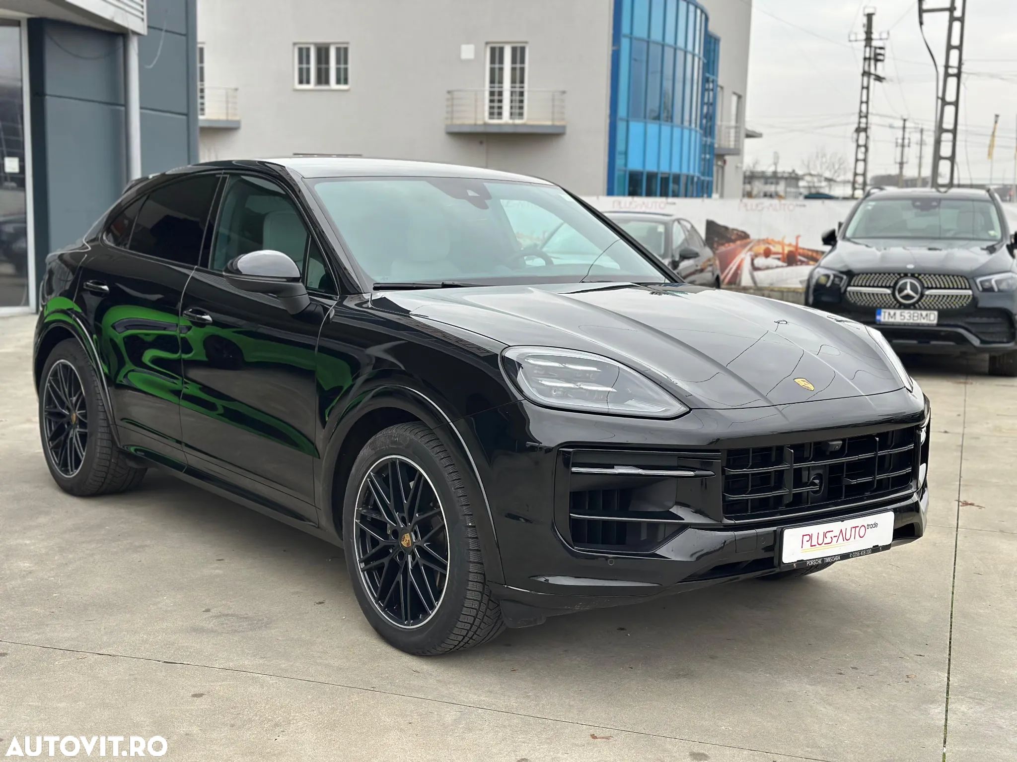 Porsche Cayenne Coupe Standard - 1