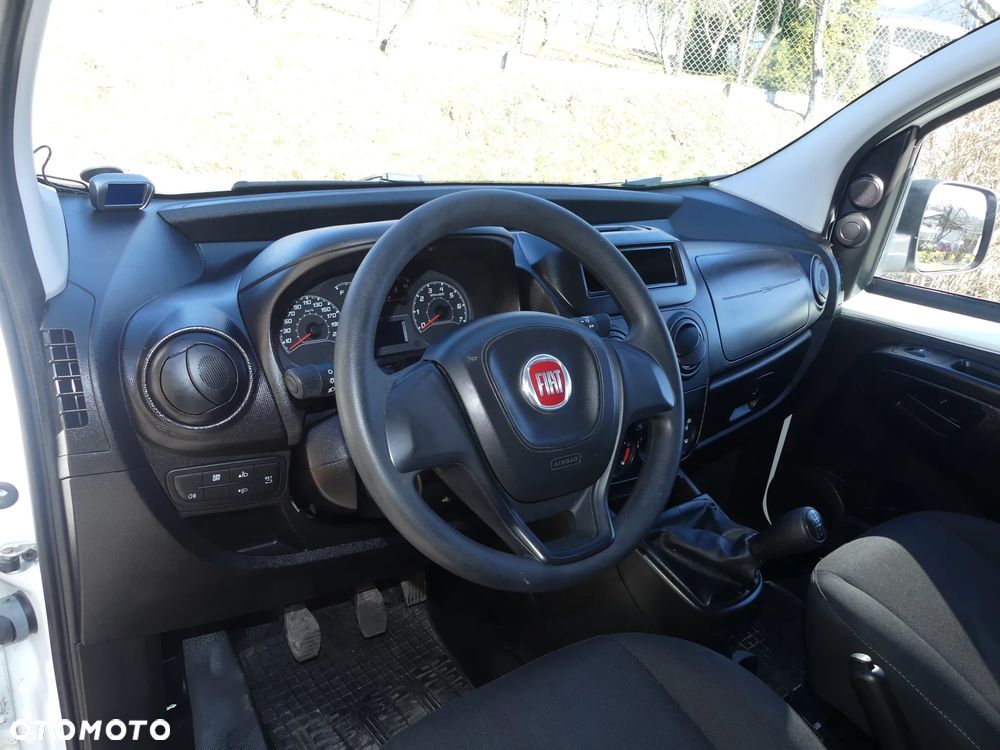 Fiat Fiorino 1.4 Lounge - 27