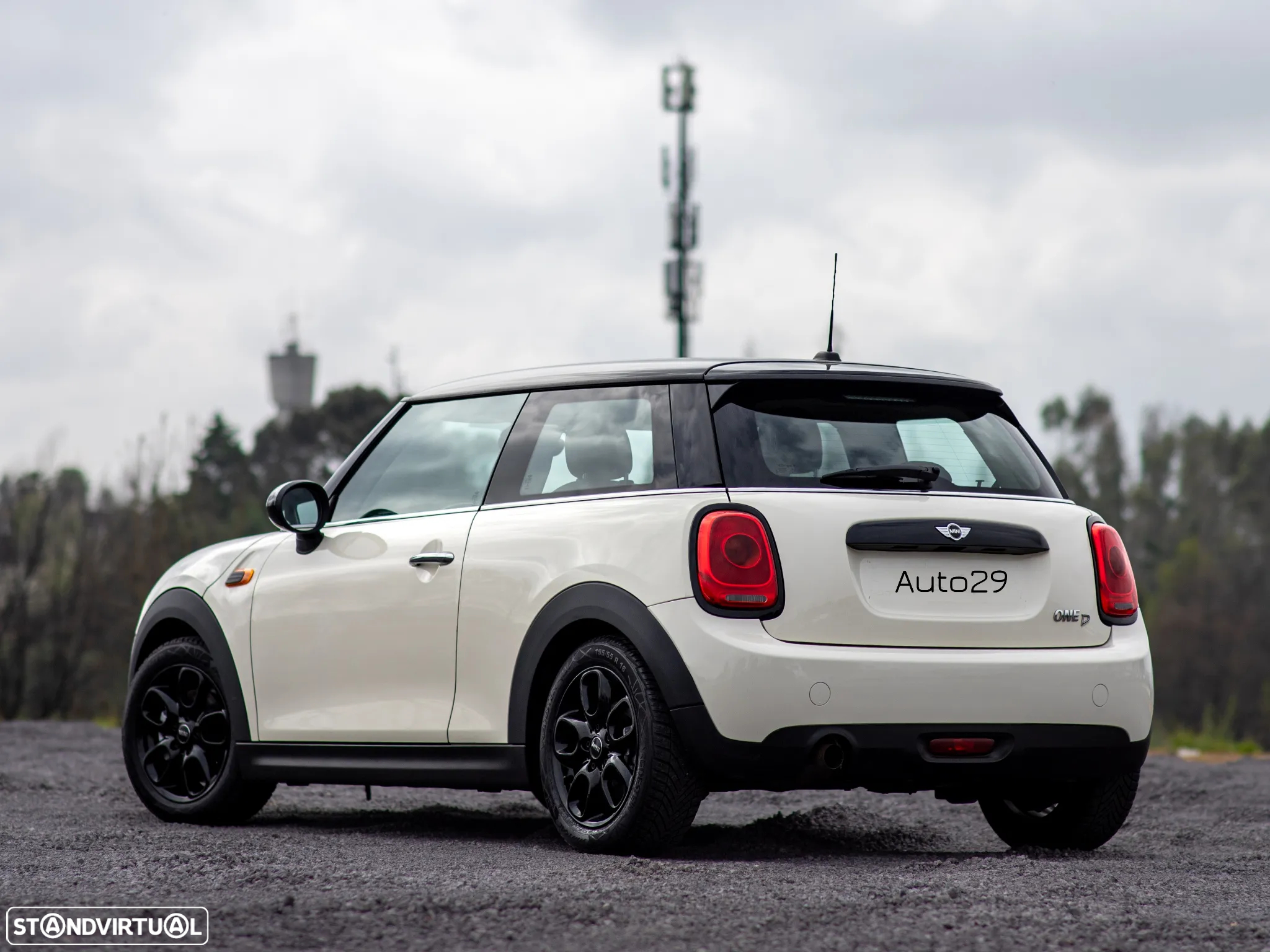 MINI 3 Portas One D - 2