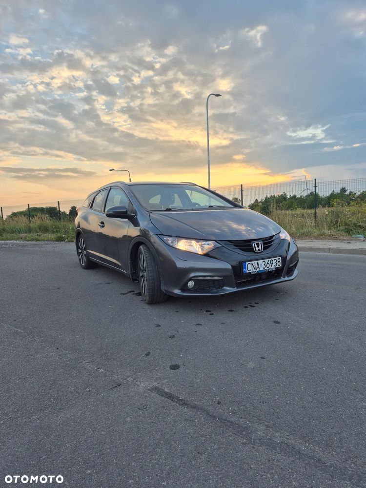 Honda Civic 1.6 i-DTEC Executive Navi - 1