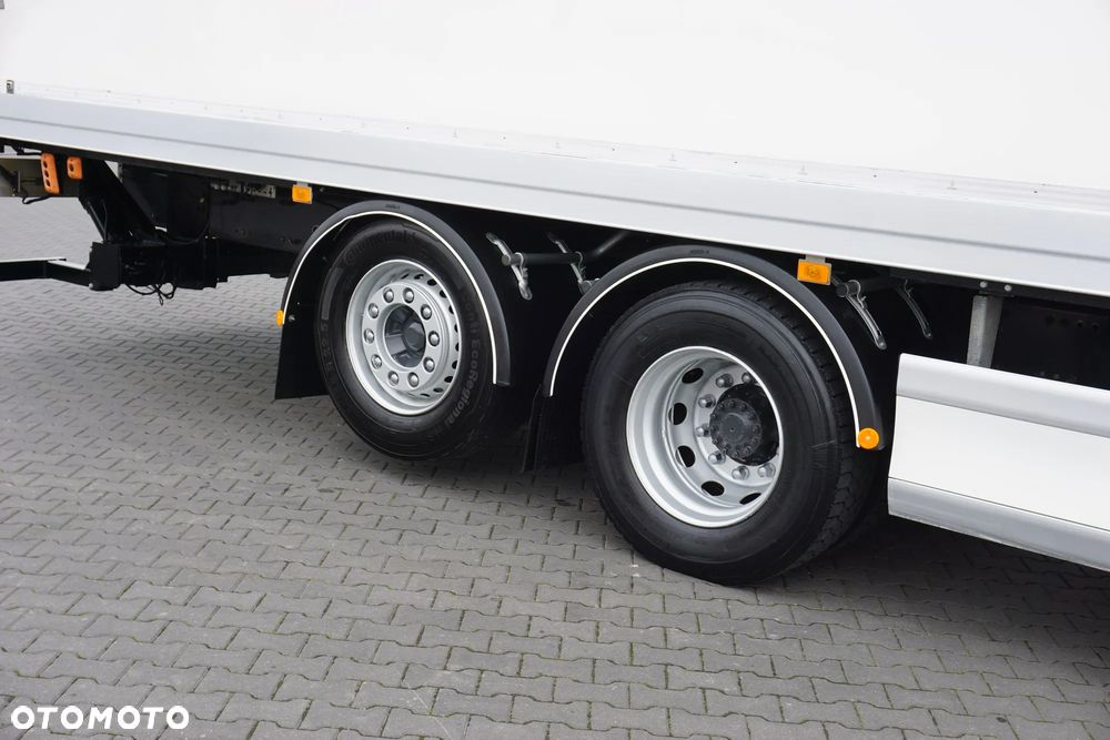 Volvo FM / 330 / E 6 / CHŁODNIA + WINDA / 23 PALETY / OŚ SKRĘTNA / DŁ 9,2 M - 36