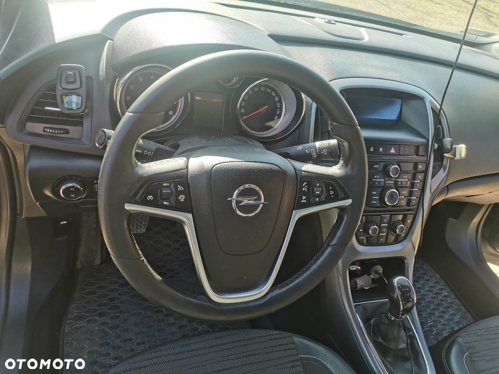 Opel Astra 1.4 T Cosmo - 8