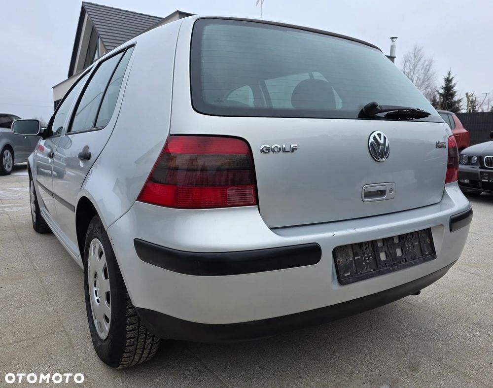 Volkswagen Golf 1.4 Comfortline - 8