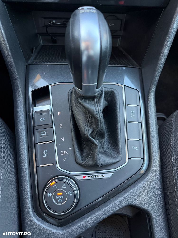 Volkswagen Tiguan 2.0 TDI SCR 4MOTION (BlueMotion Techn.) DSG Highline - 26