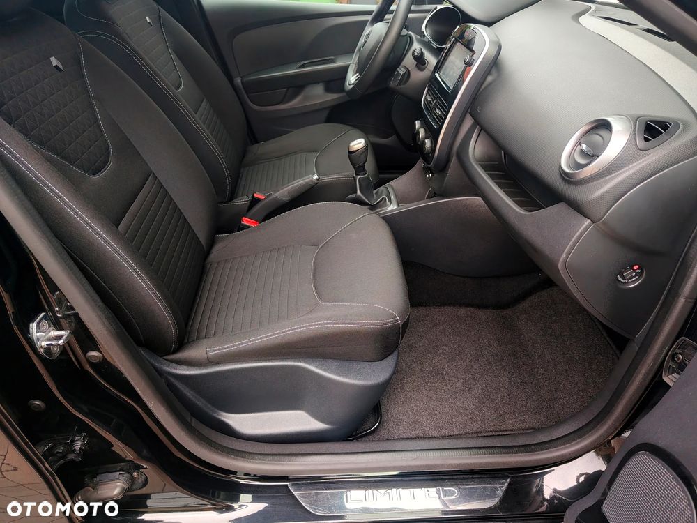 Renault Clio 1.2 16V 75 LIMITED - 32