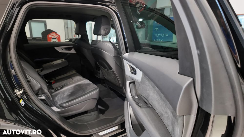 Audi Q7 50 TDI quattro Tiptronic S line - 34