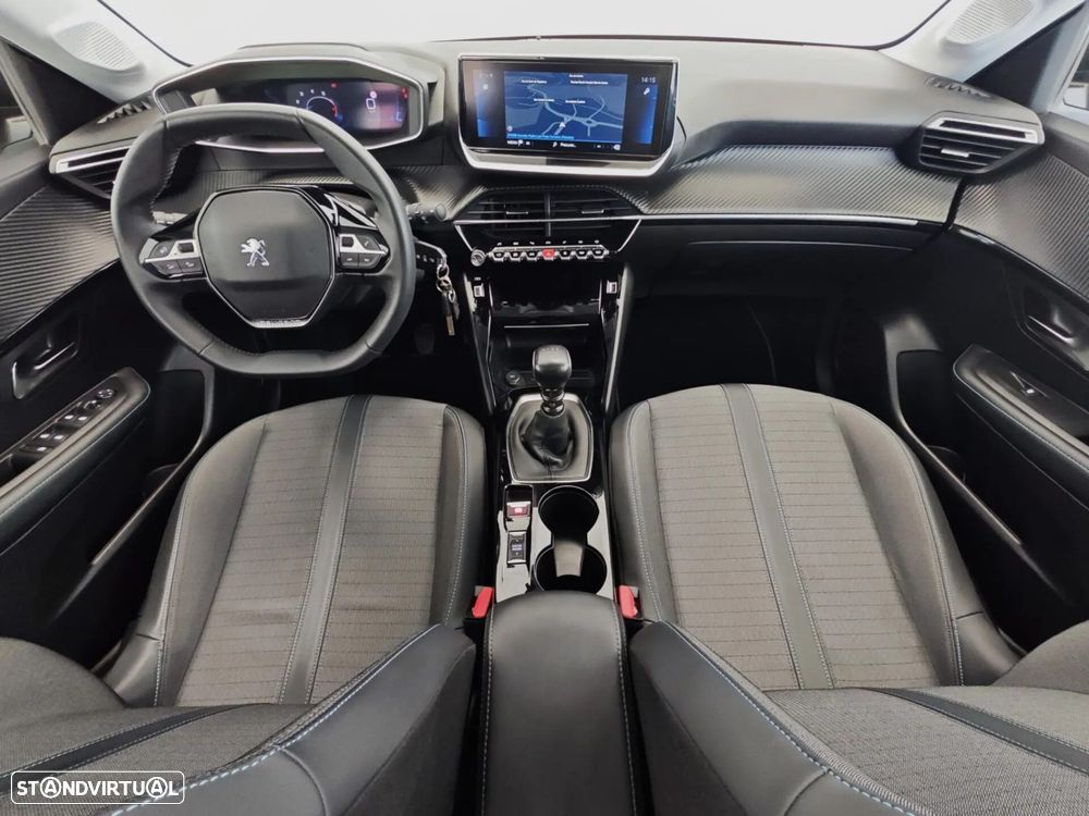 Peugeot 208 1.2 PureTech Allure Pack - 32