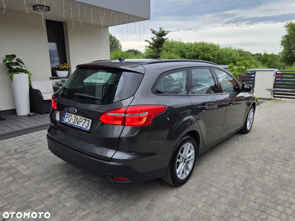 Ford Focus 1.6 Titanium - 3