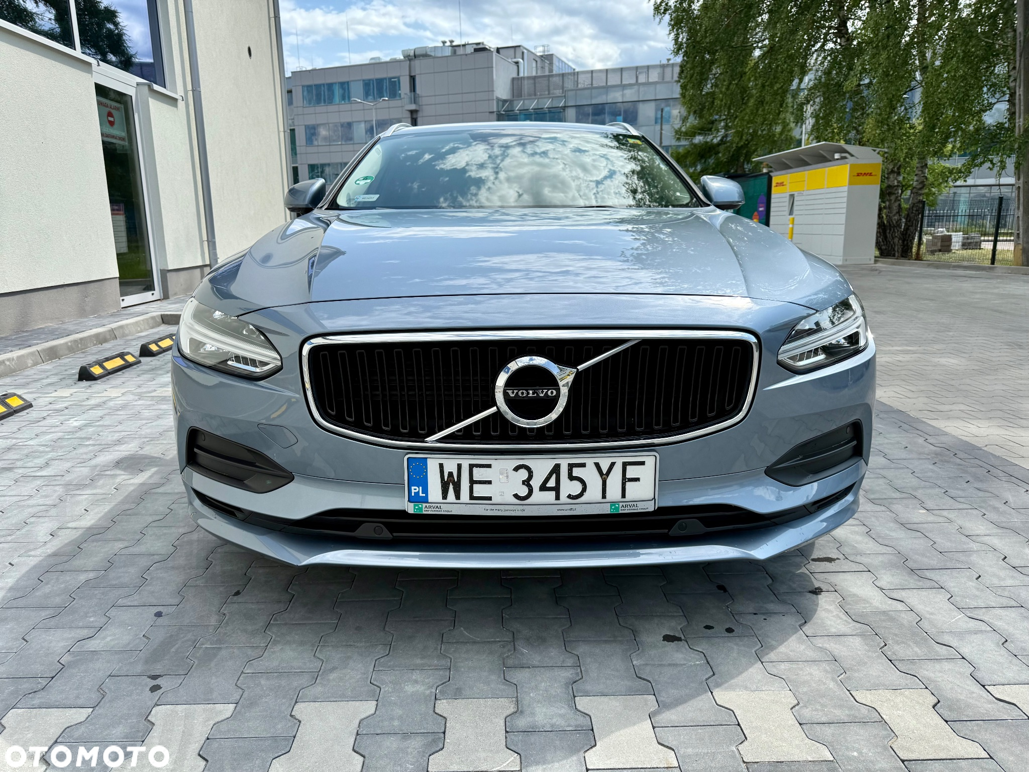 Volvo V90 D4 AWD Momentum - 4