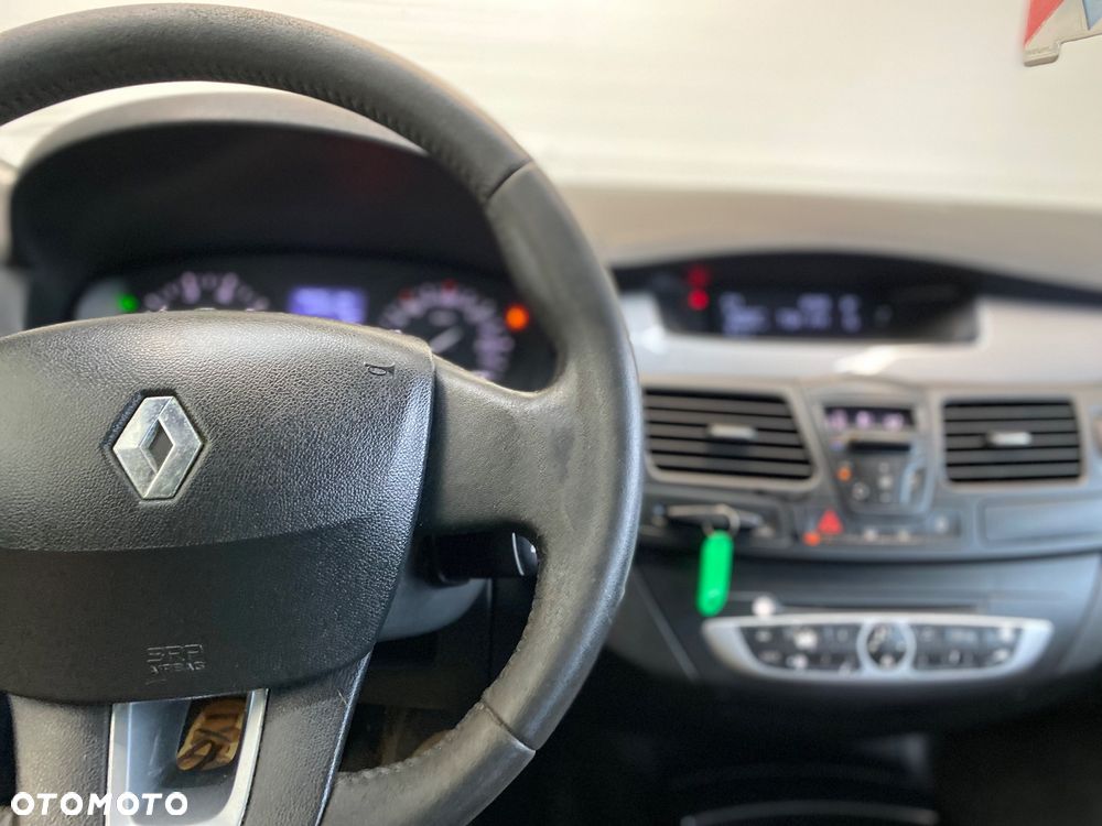 Renault Laguna 2.0 Authentique - 19