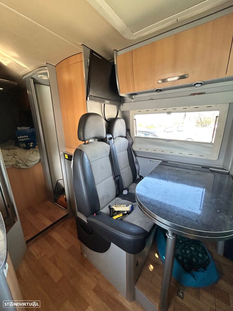 Peugeot Boxer 2.0 BLUE HDI - 18