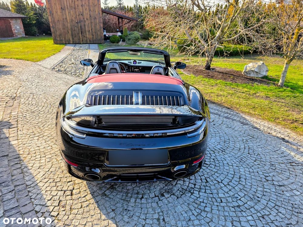 Porsche 911 Carrera 4S - 26