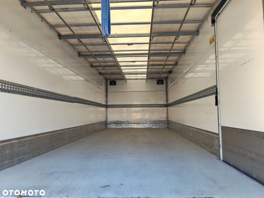 Mercedes-Benz Atego 1221 - 19