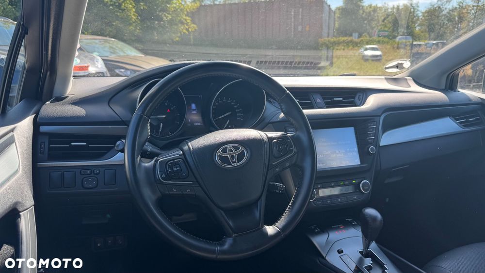 Toyota Avensis Touring Sports 1.8 Multidrive S Executive - 29